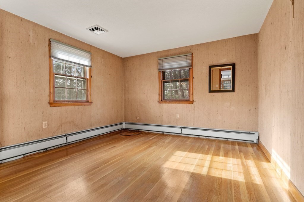 550 Chadwick Road Haverhill, MA 01835 - Photo 6 of 27 Gallery Image 6