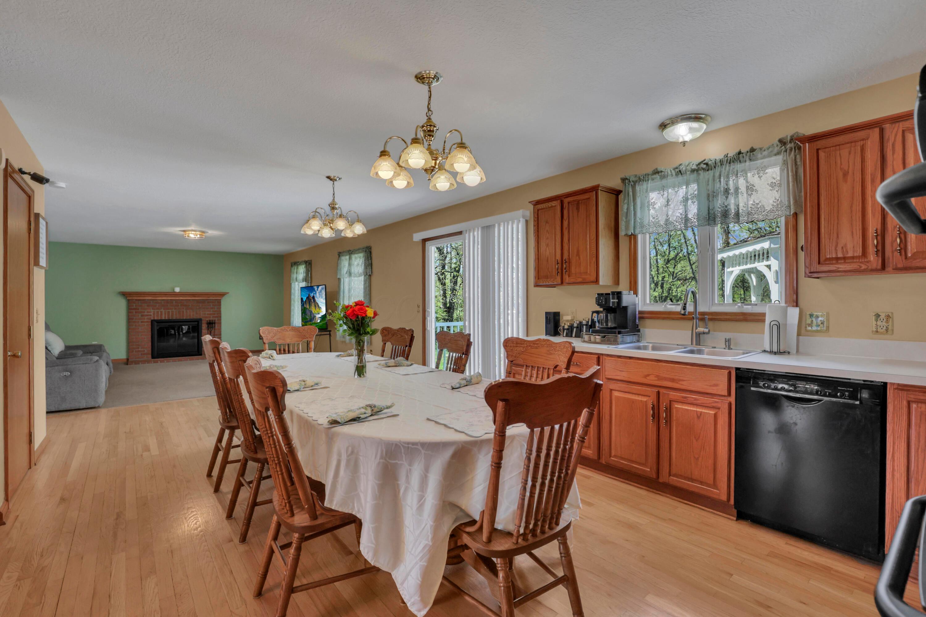 36050 Smith Chapel Road Logan, OH 43138 - Photo 20 of 99 20-print-011A2722