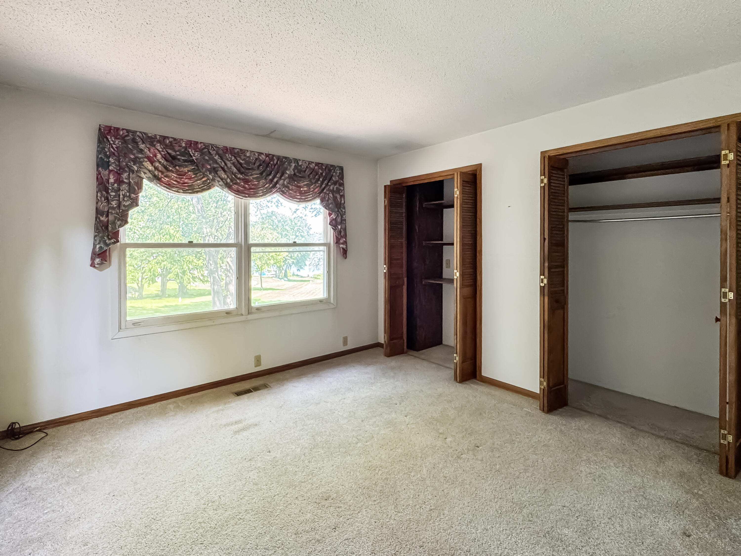 5831 Belding Road Northeast Rockford, MI 49341 - Photo 18 of 36 56f5fb88922b5bf9da16232c0f0202e46a31b8d1