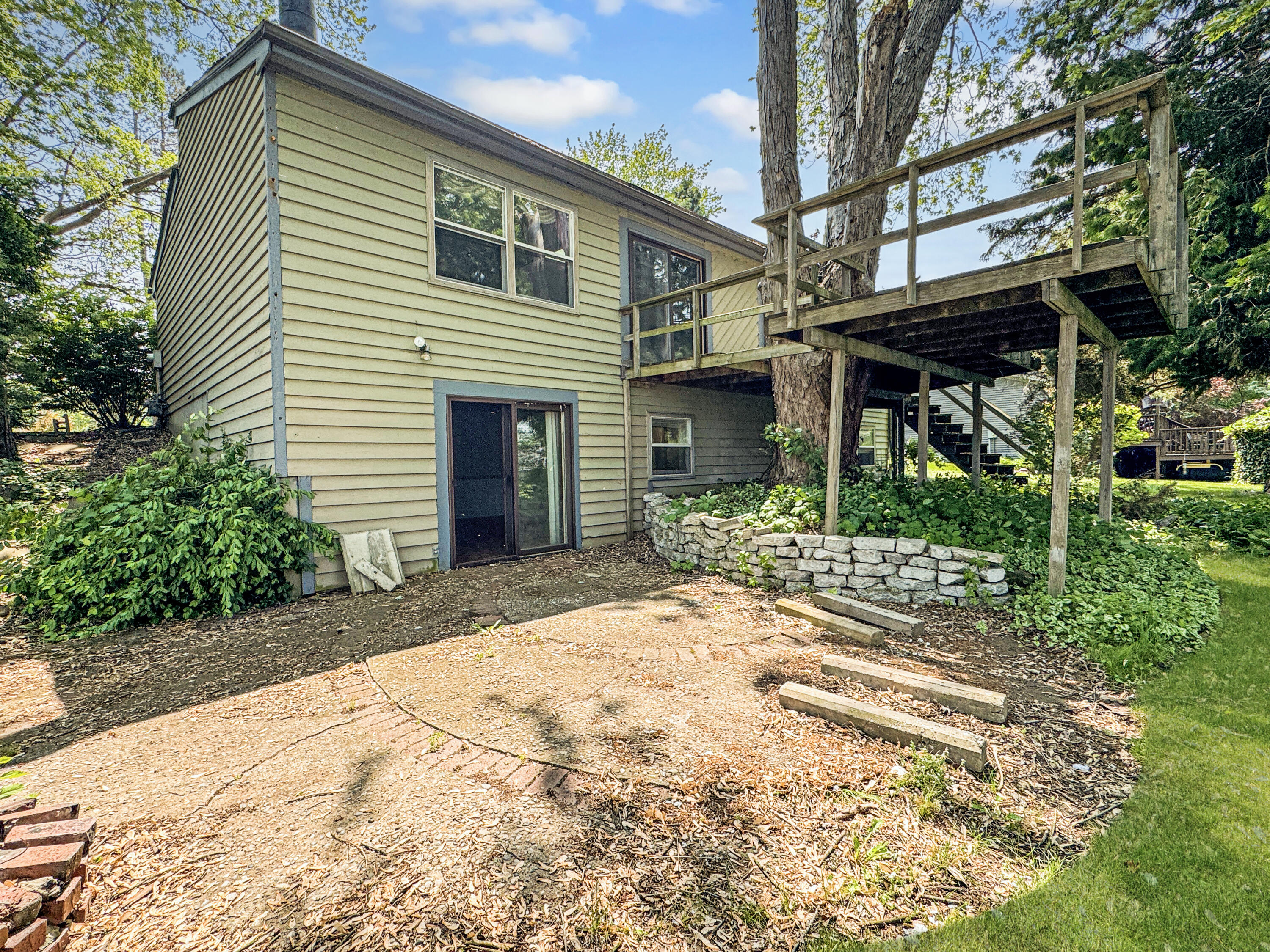 5831 Belding Road Northeast Rockford, MI 49341 - Photo 2 of 36 a4e604fe50cb9f6588c619e4f43109537747b5e8