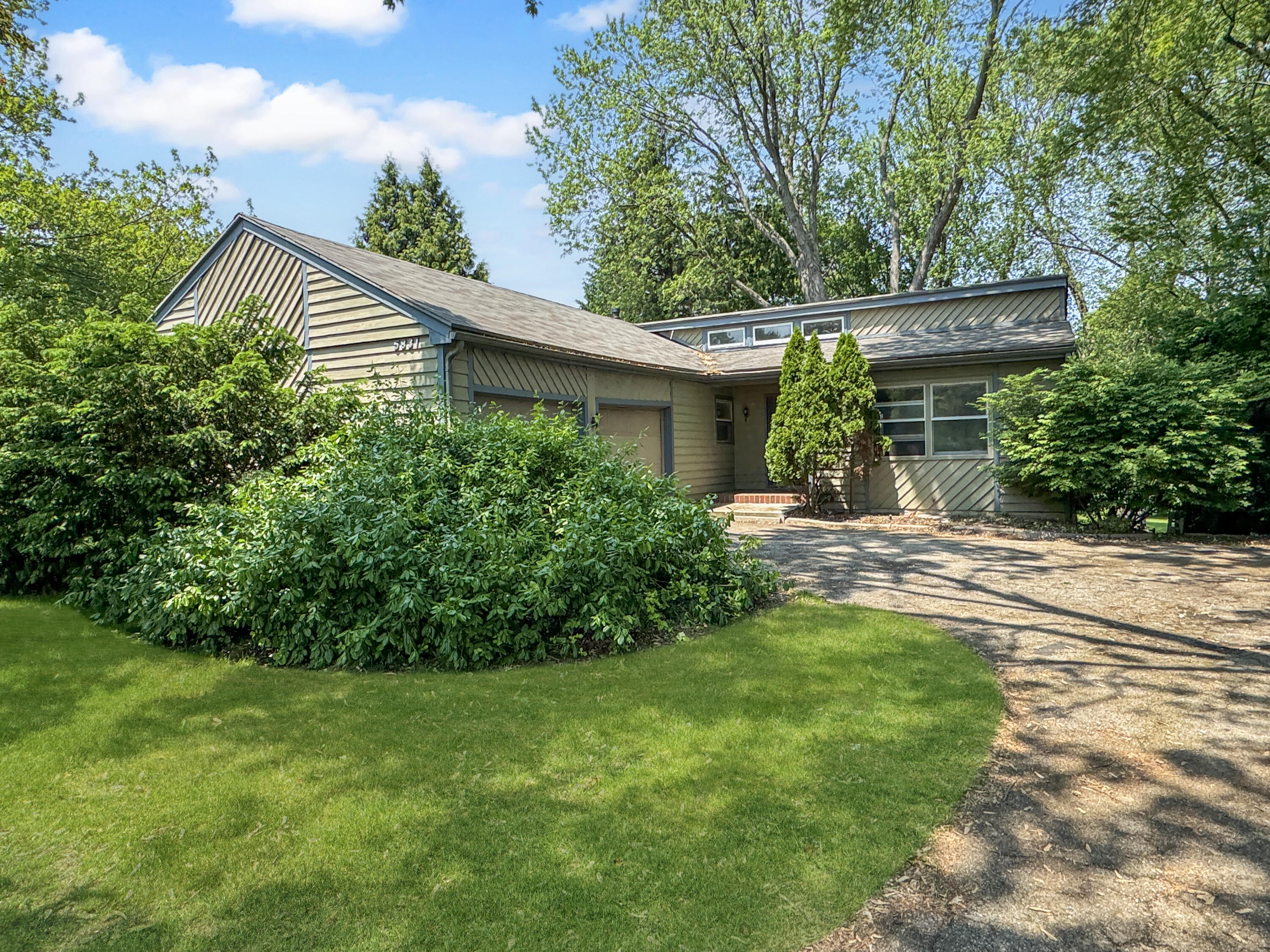 5831 Belding Road Northeast Rockford, MI 49341 - Photo 35 of 36 e2fb71010b7b2fe1fdf8747e316cf6497ae138fb