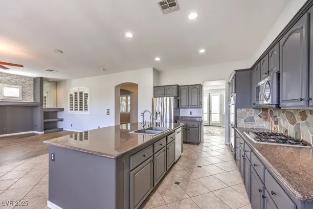 $5,495 | 3212 Wisteria Tree Street, Las Vegas, NV 89135