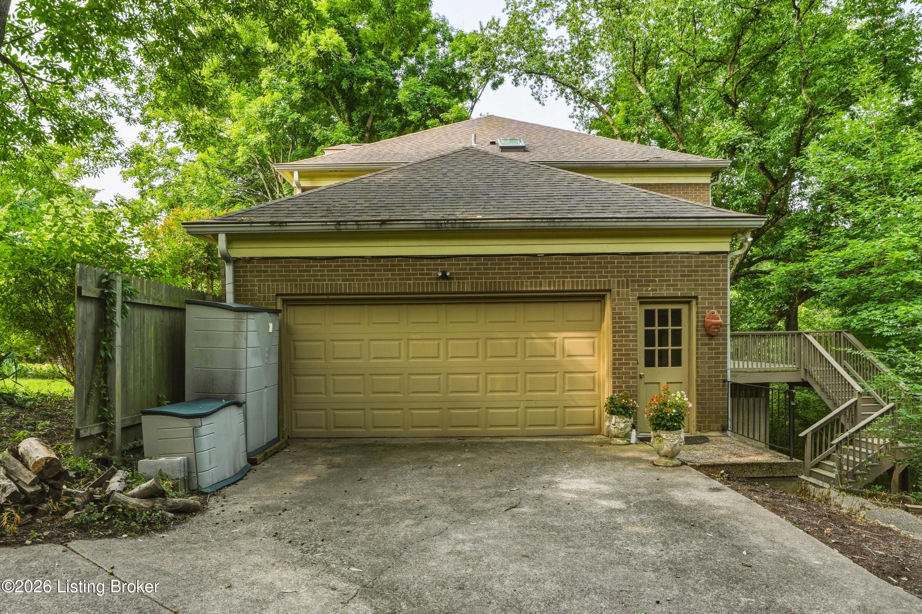 5407 Apache Road Louisville, KY 40207 - Photo 47 of 50 Two Car Garage