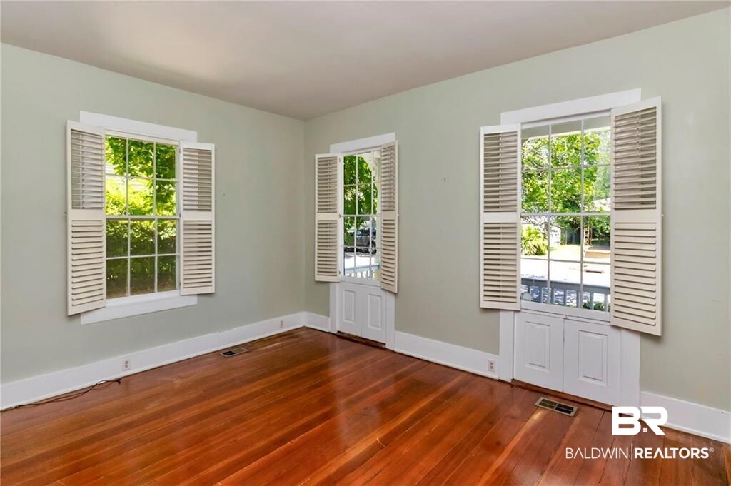 959 Charleston Street Mobile, AL 36604 - Photo 5 of 42