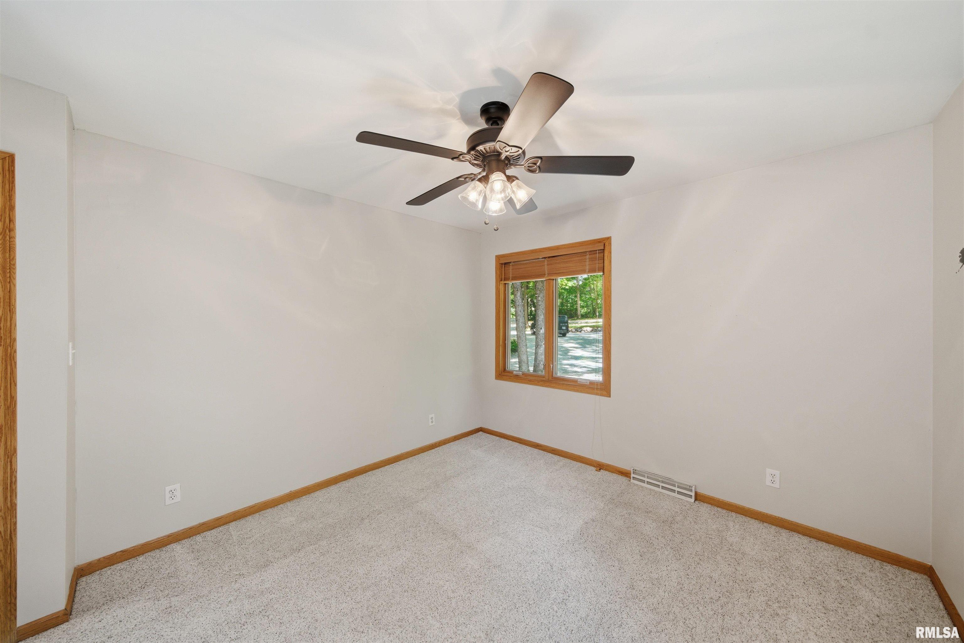 1323 East Truitt Road Chillicothe, IL 61523 - Photo 32 of 96