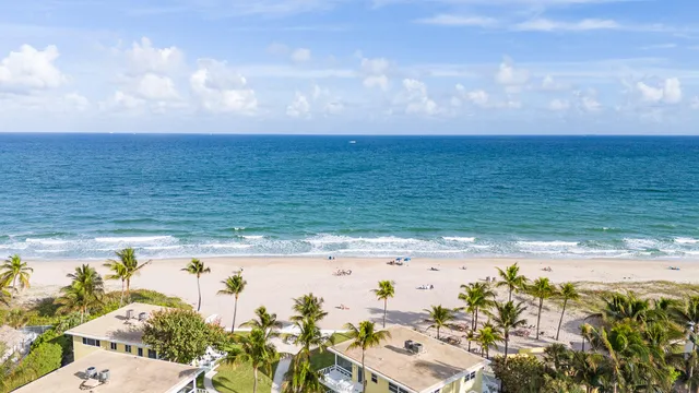 a view of balcony with city view