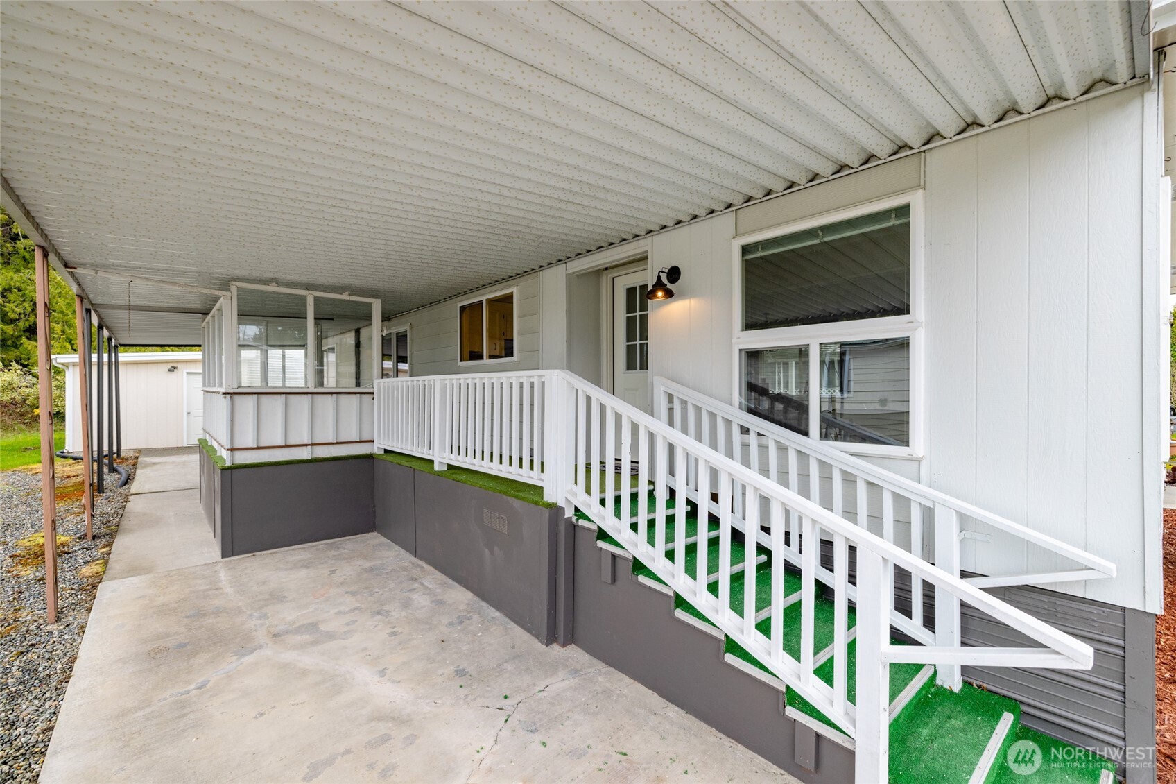 2725 East Fir Street, Unit 41 Mount Vernon, WA 98273 - Photo 28 of 38 a view of balcony