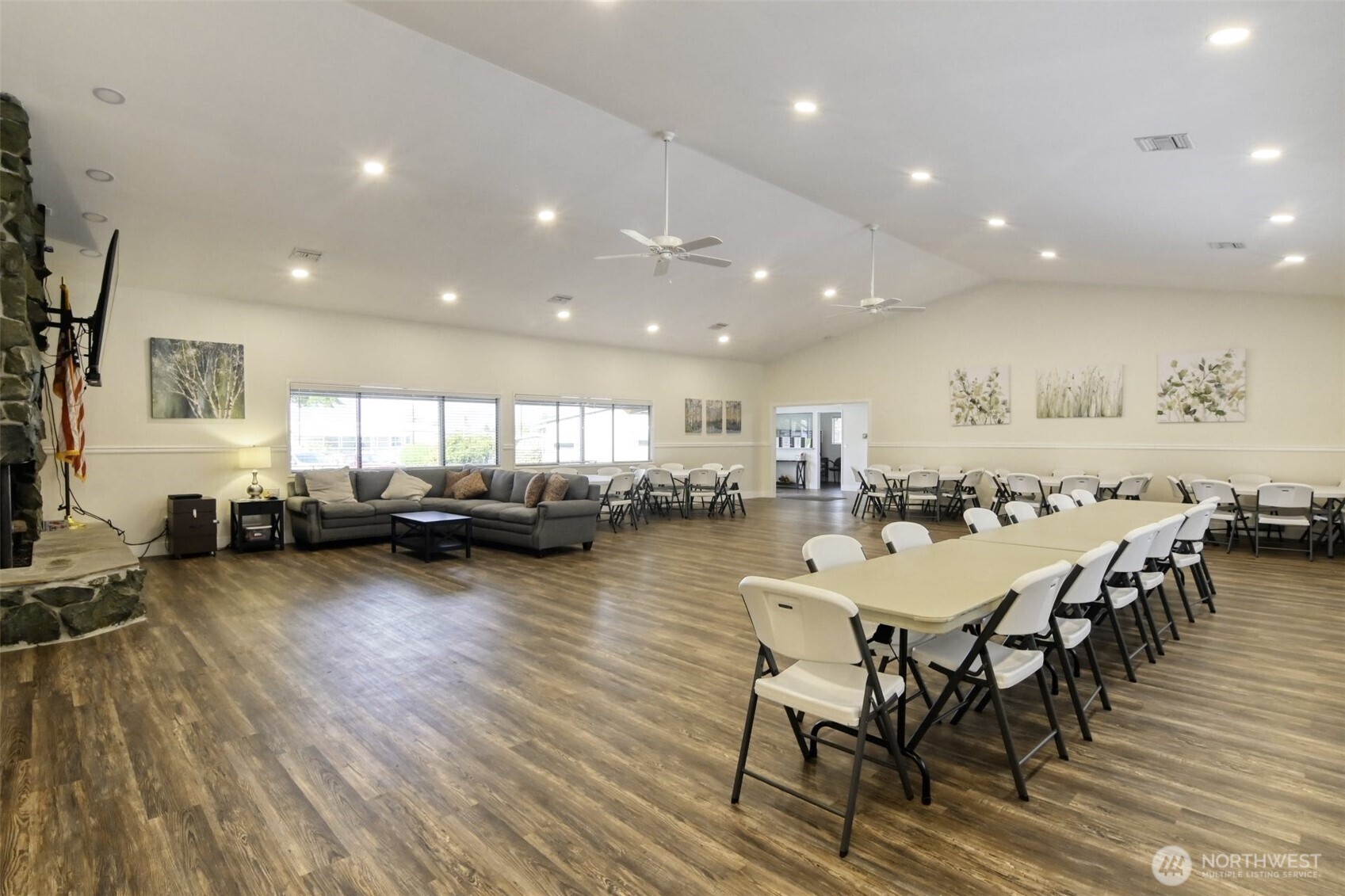 2725 East Fir Street, Unit 41 Mount Vernon, WA 98273 - Photo 33 of 38 a view of a dining room with furniture and wooden floor