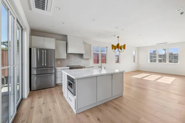 $2,199,000 | 577 Creekside Drive, Half Moon Bay, CA 94019