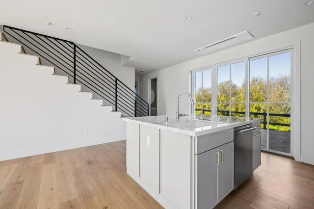 $2,199,000 | 577 Creekside Drive, Half Moon Bay, CA 94019