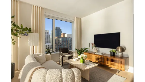 $8,050 | 18 India Street, Unit 1502S | Greenpoint