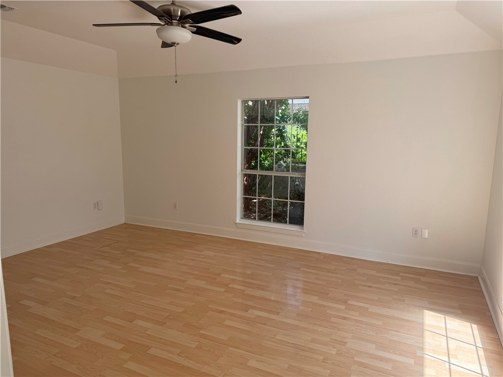 1132 Fifth Street Comfort, TX 78013 - Photo 14 of 20 an empty room with a window