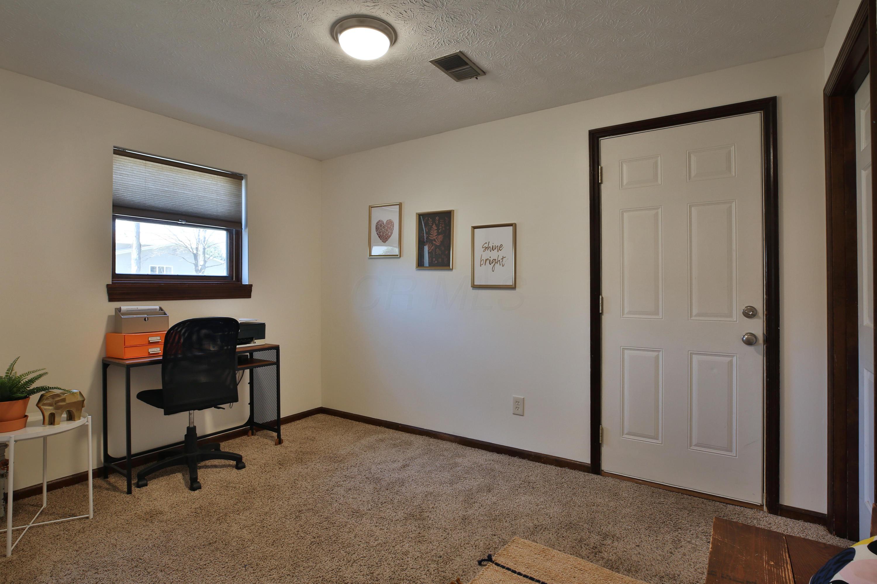 7070 Rieber Street Worthington, OH 43085 - Photo 29 of 38