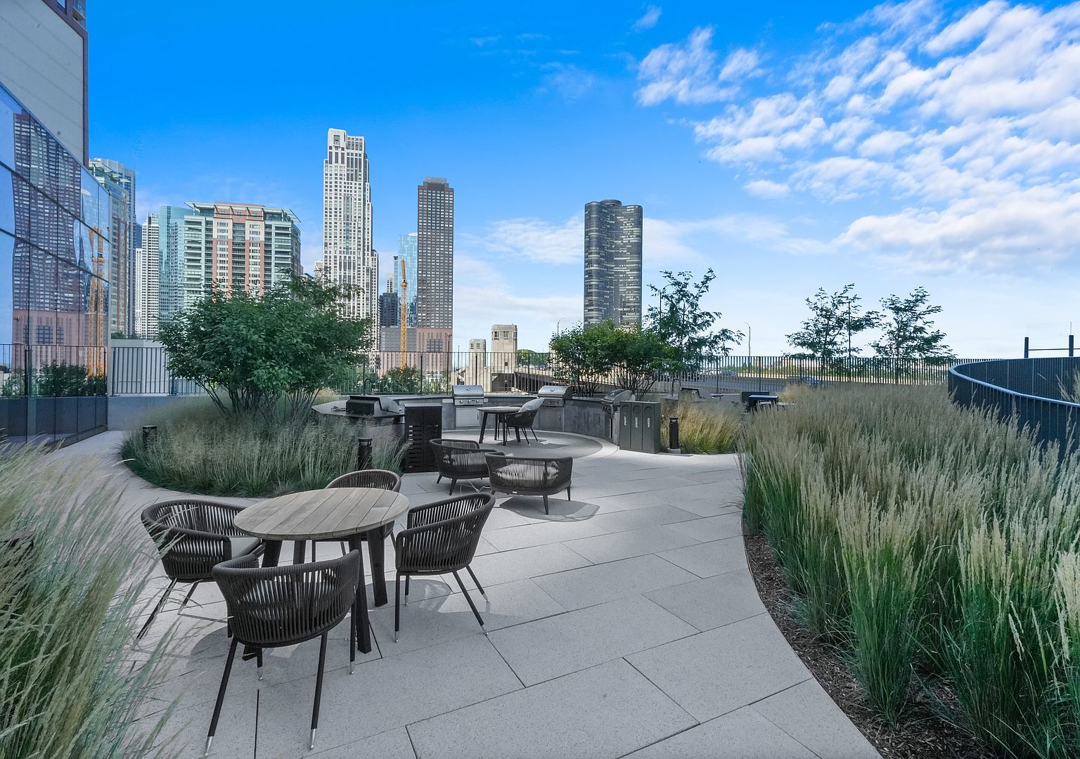 211 North Harbor Drive, Unit 2203 Chicago, IL 60601 - Photo 34 of 56 a view of a terrace with sitting area
