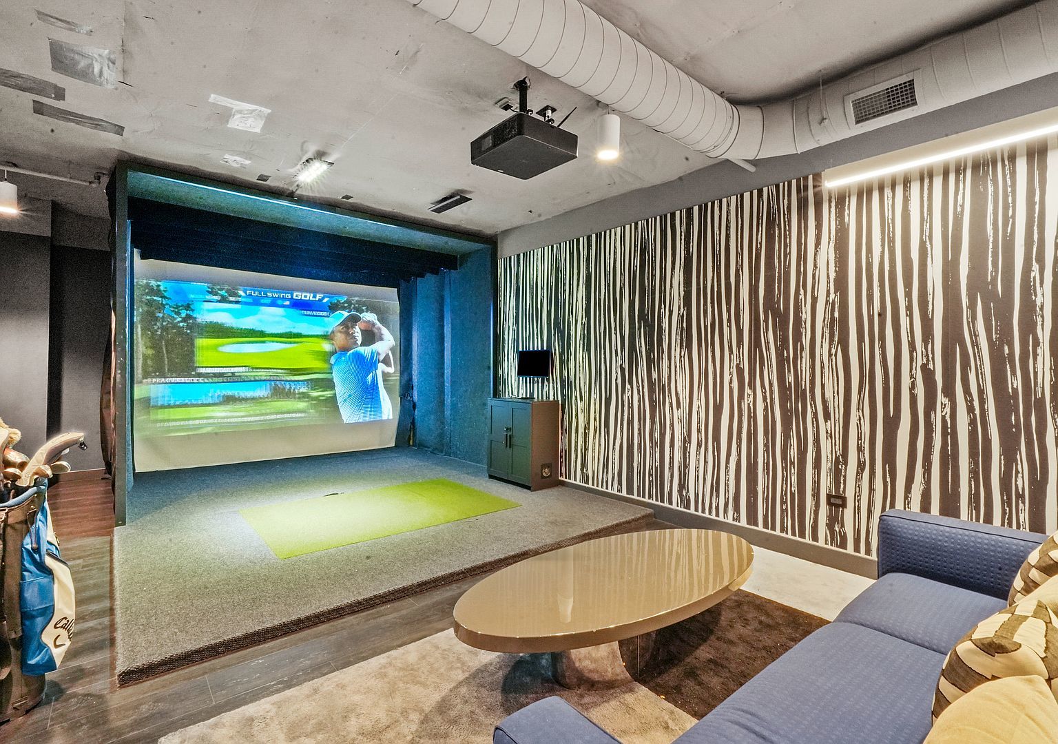 211 North Harbor Drive, Unit 2203 Chicago, IL 60601 - Photo 43 of 56 a room with furniture and a flat screen tv