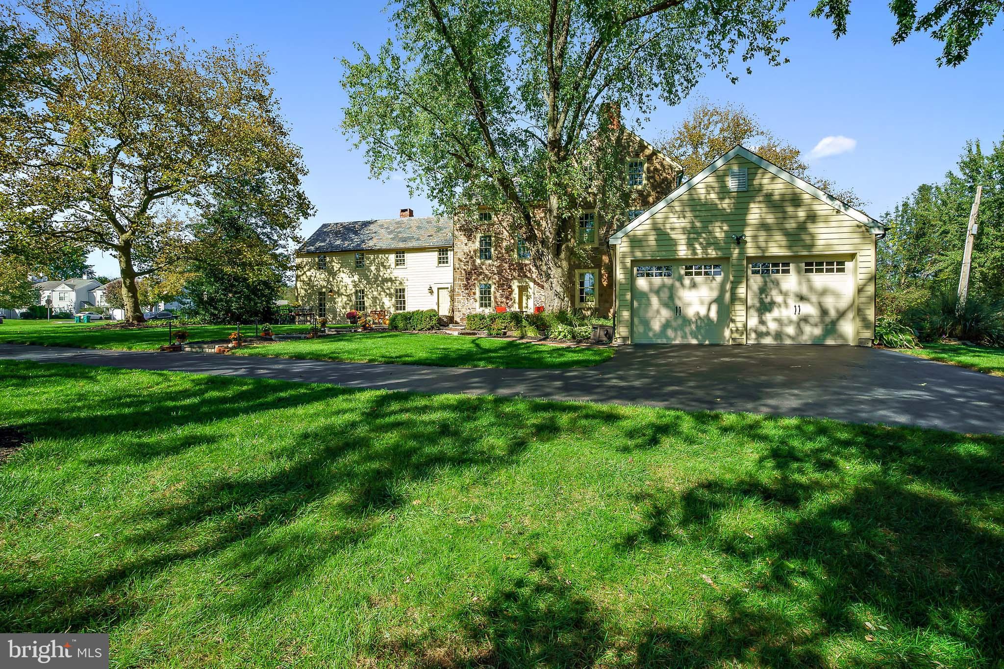 121 Durham Road Newtown, PA 18940 - Photo 4 of 56