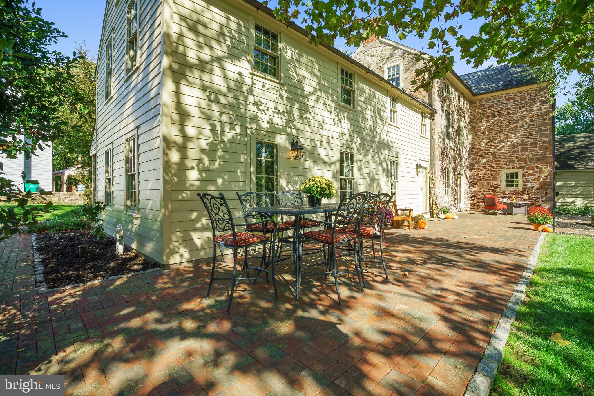 121 Durham Road Newtown, PA 18940 - Photo 6 of 56