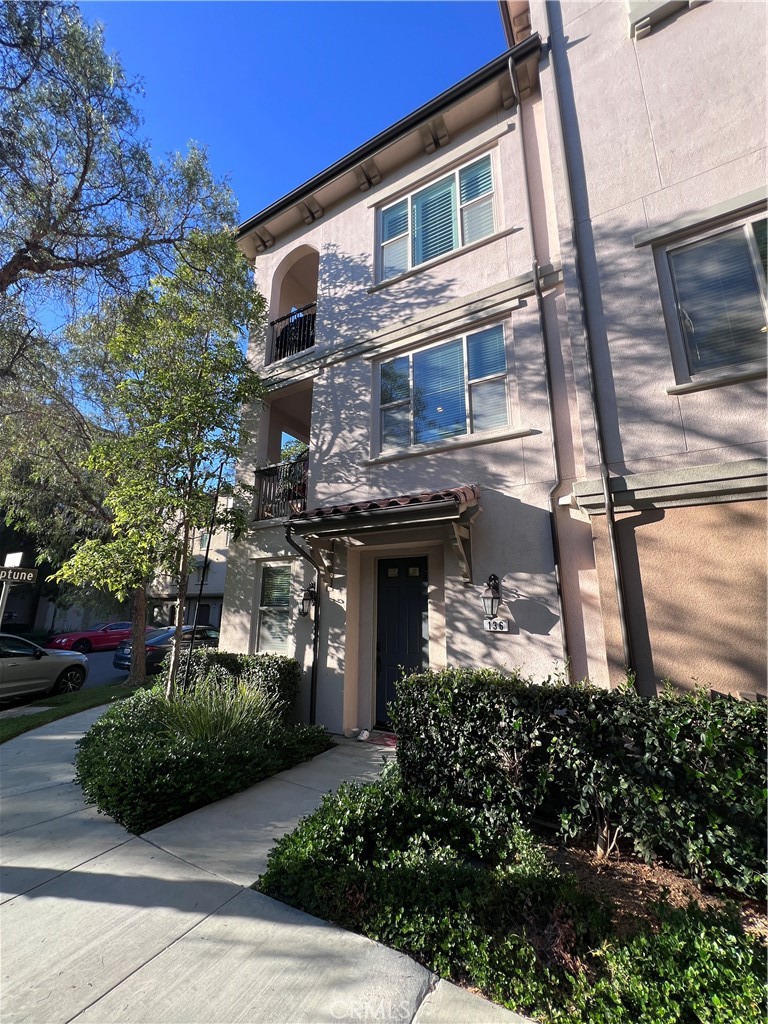 136 Neptune Irvine, CA 92618 - Photo 1 of 17