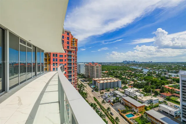 $4,999,000 | 2200 North Ocean Boulevard, Unit S1801, Fort Lauderdale, FL 33305