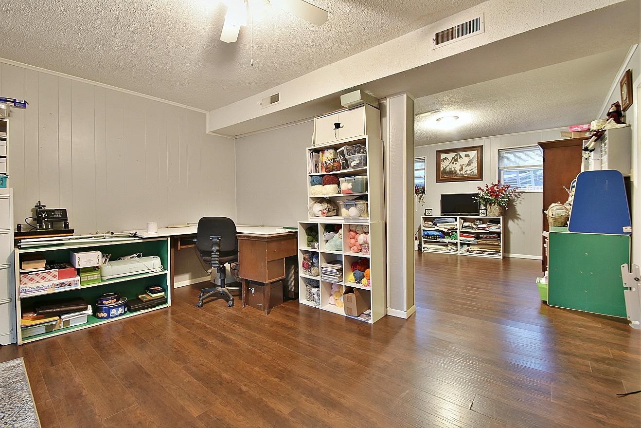 18 Newcastle Lane Oak Ridge, TN 37830 - Photo 20 of 27 DSC_1104