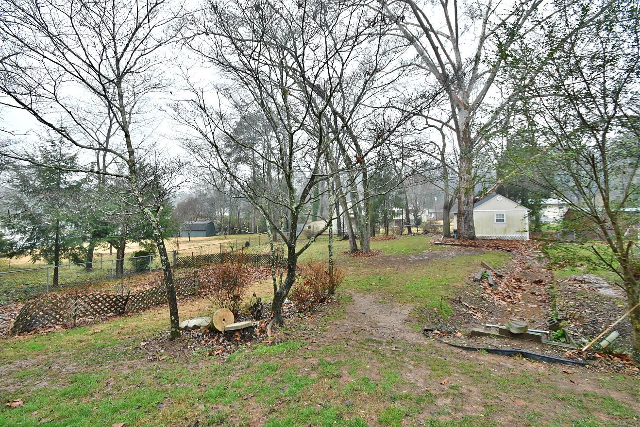 18 Newcastle Lane Oak Ridge, TN 37830 - Photo 26 of 27 DSC_1118