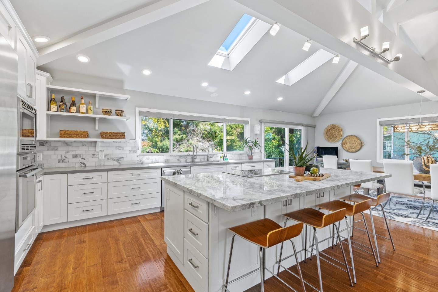 21701 Summit Road Los Gatos, CA 95033 - Photo 12 of 42 Gallery Image 12