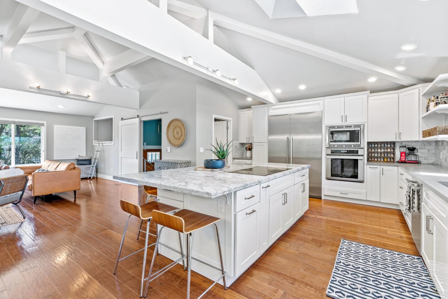 21701 Summit Road Los Gatos, CA 95033 - Photo 14 of 42 Gallery Image 14