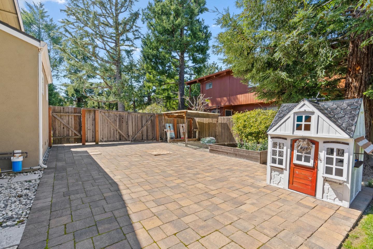 21701 Summit Road Los Gatos, CA 95033 - Photo 37 of 42 Gallery Image 37