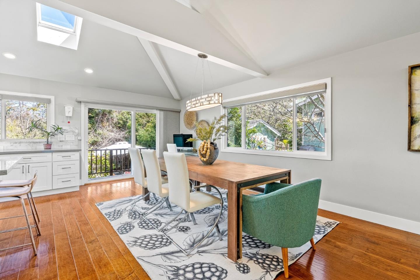 21701 Summit Road Los Gatos, CA 95033 - Photo 10 of 42 Gallery Image 10