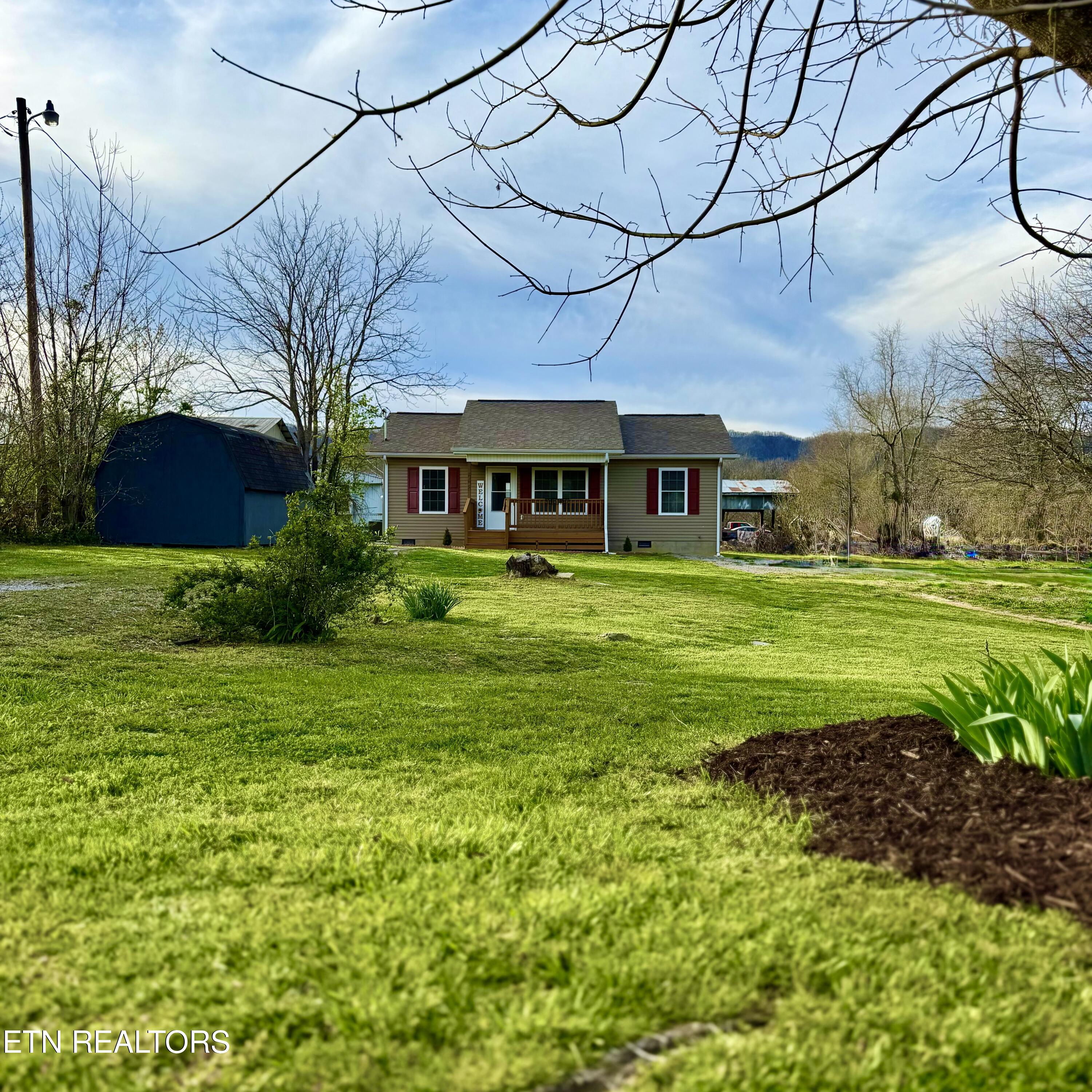 668 Town Creek Road Speedwell, TN 37870 - Photo 11 of 11 IMG_5129