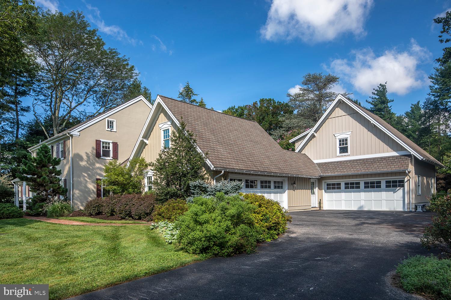 1295 Argyle Road Berwyn, PA 19312 - Photo 3 of 34 Exterior