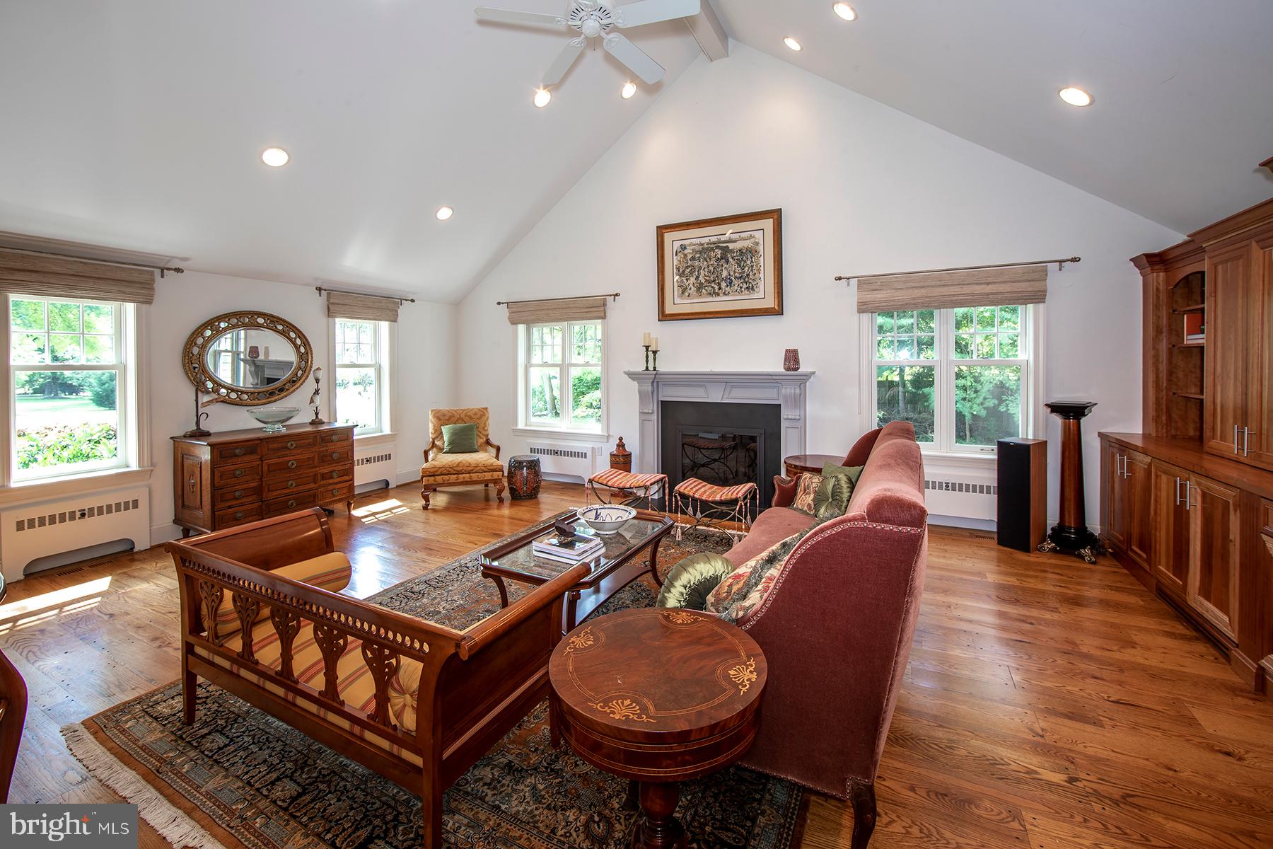 1295 Argyle Road Berwyn, PA 19312 - Photo 5 of 34 Living Room