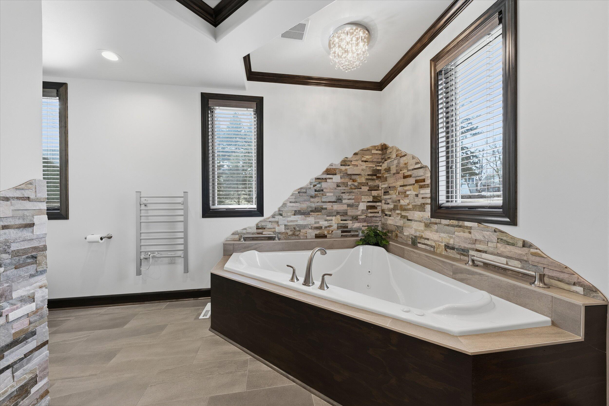 405 Lake Drive Random Lake, WI 53075 - Photo 21 of 59 21-Primary Bathroom