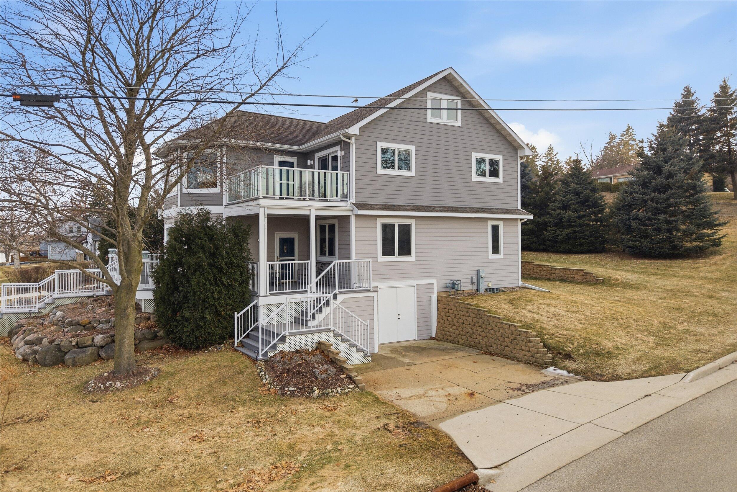 405 Lake Drive Random Lake, WI 53075 - Photo 37 of 59 37-Side