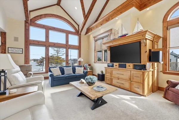 $1,075,000 | 405 Lake Drive, Random Lake, WI 53075