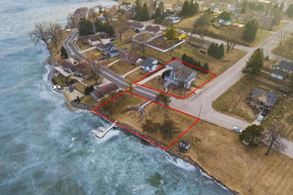 $1,075,000 | 405 Lake Drive, Random Lake, WI 53075