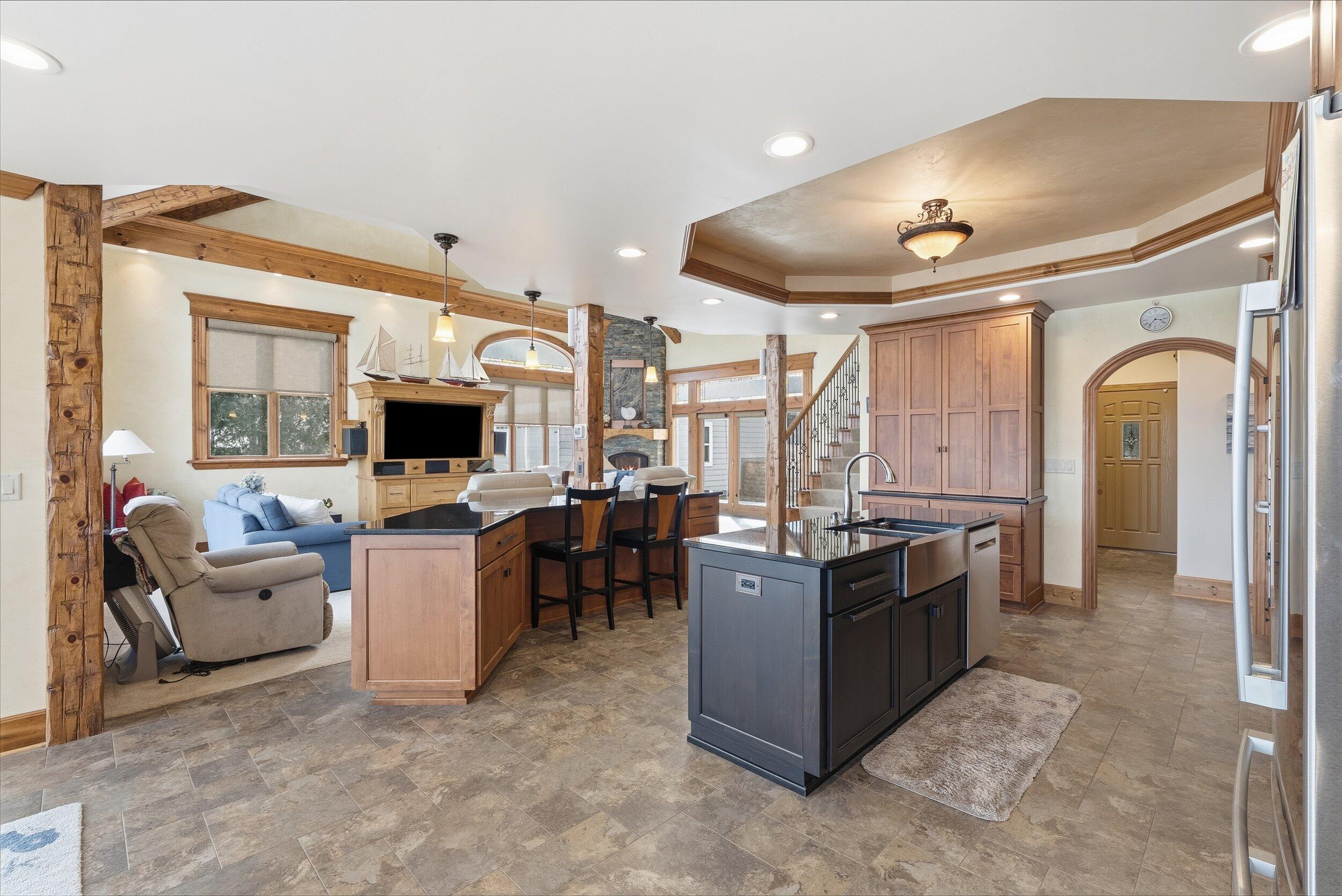 405 Lake Drive Random Lake, WI 53075 - Photo 9 of 59 09-Kitchen