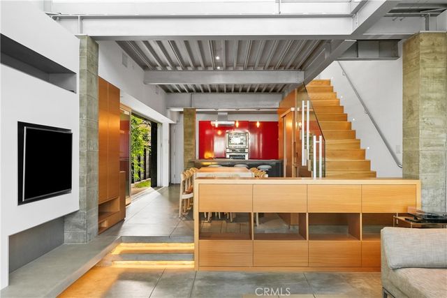 $3,950,000 | 304 Grand Boulevard, Venice, CA 90291