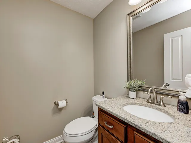 $474,900 | 6052 Pine Bluff Drive, Avon, IN 46123