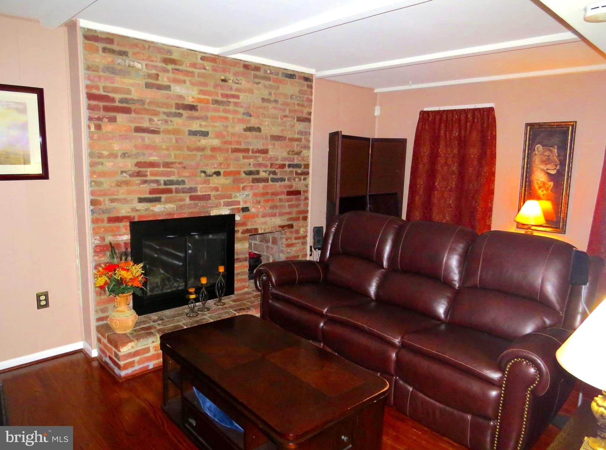8409 Margo Road Lanham, MD 20706 - Photo 8 of 31 Gallery Image 8
