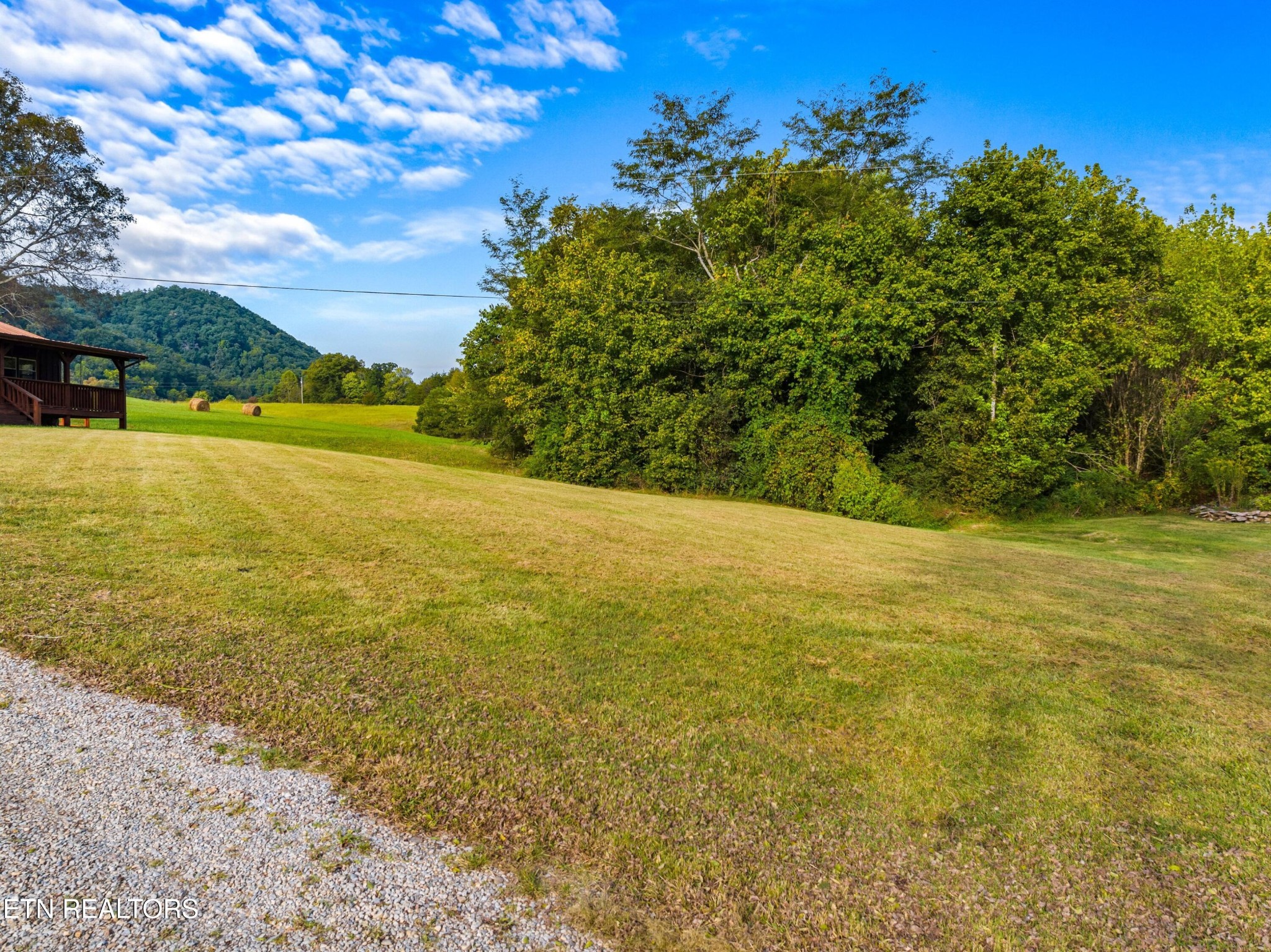 2811 Eugene Road Newport, TN 37821 - Photo 25 of 33 a view of an ocean from a yard