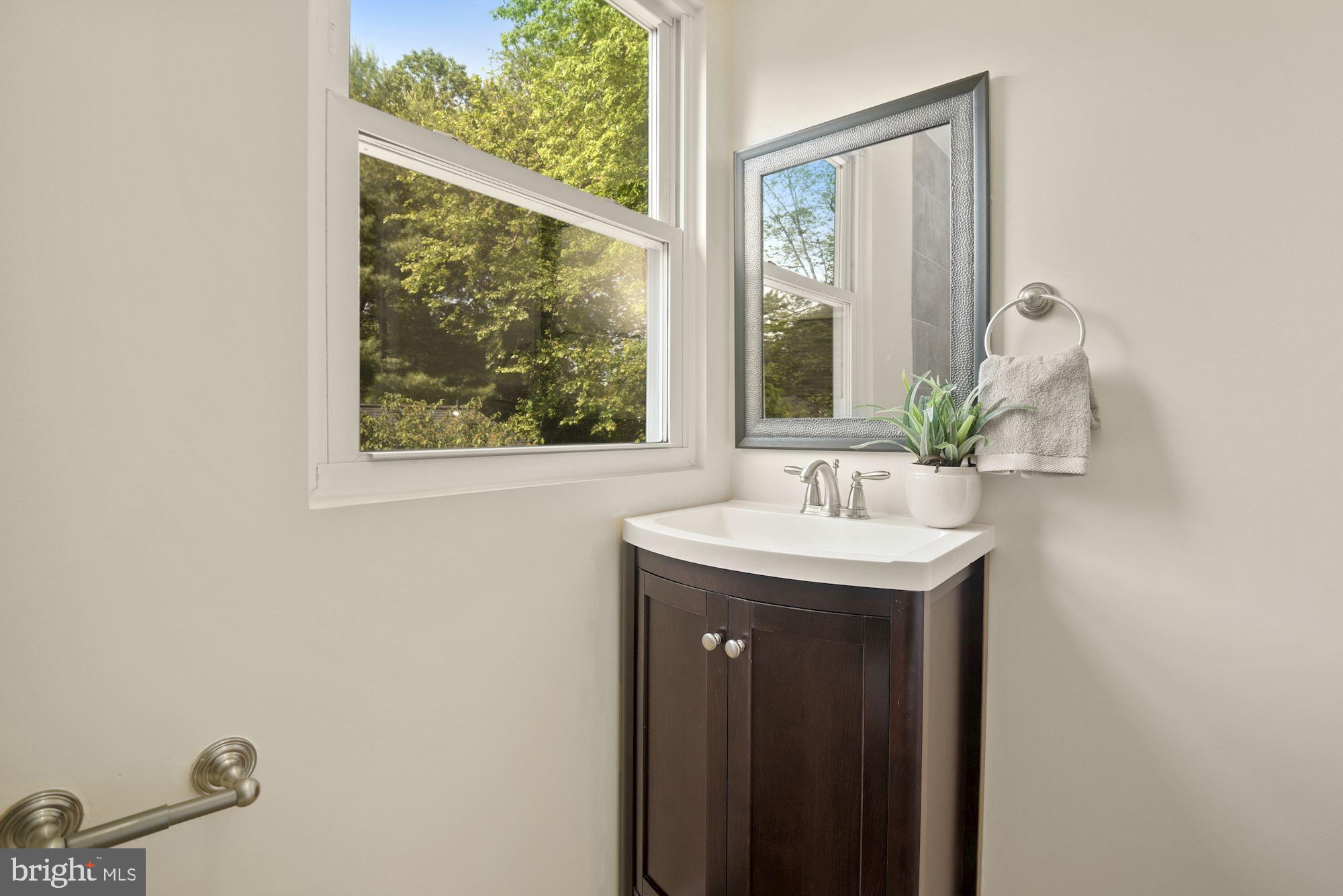 3919 Adams Drive Silver Spring, MD 20902 - Photo 25 of 32 Gallery Image 25