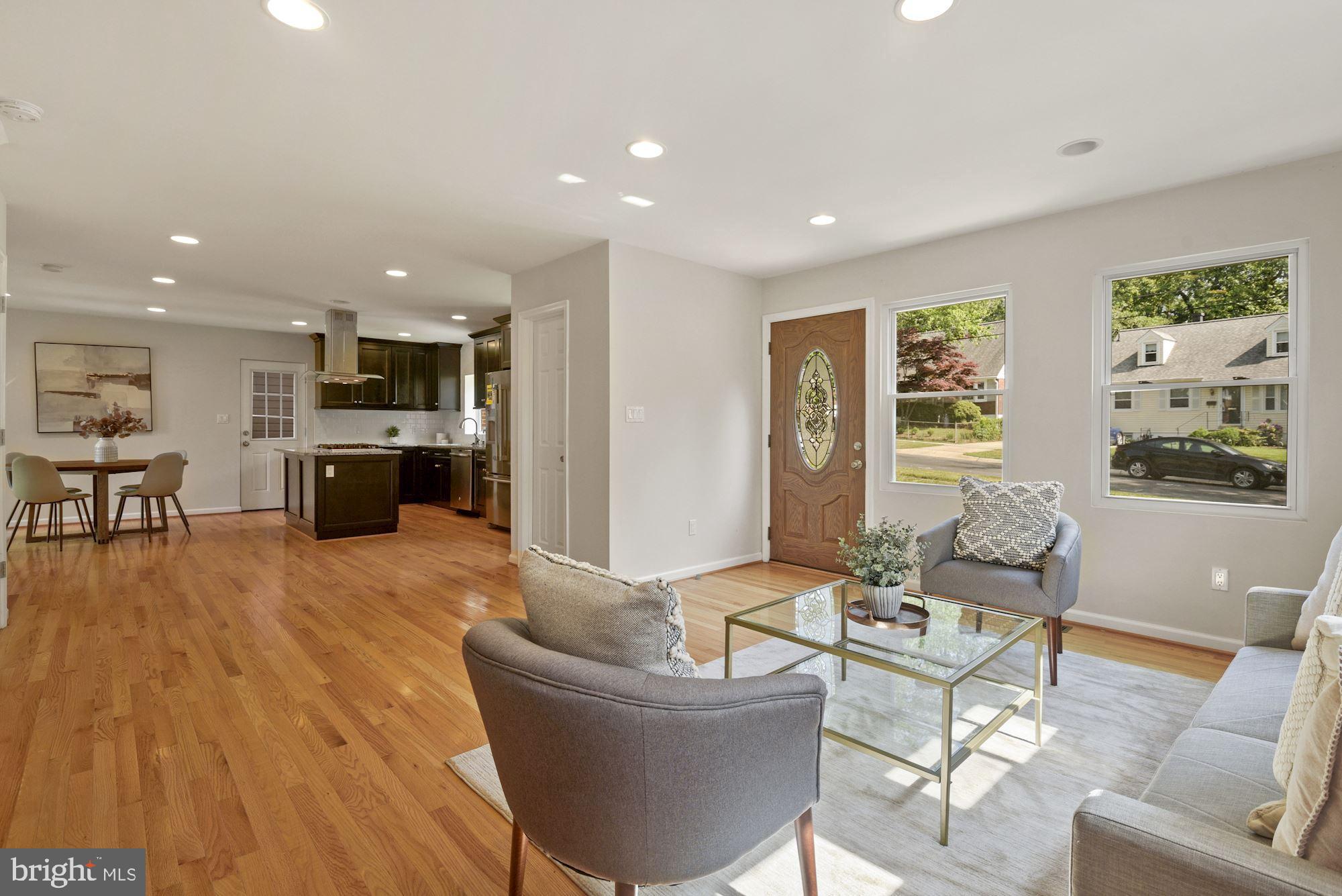 3919 Adams Drive Silver Spring, MD 20902 - Photo 5 of 32 Gallery Image 5