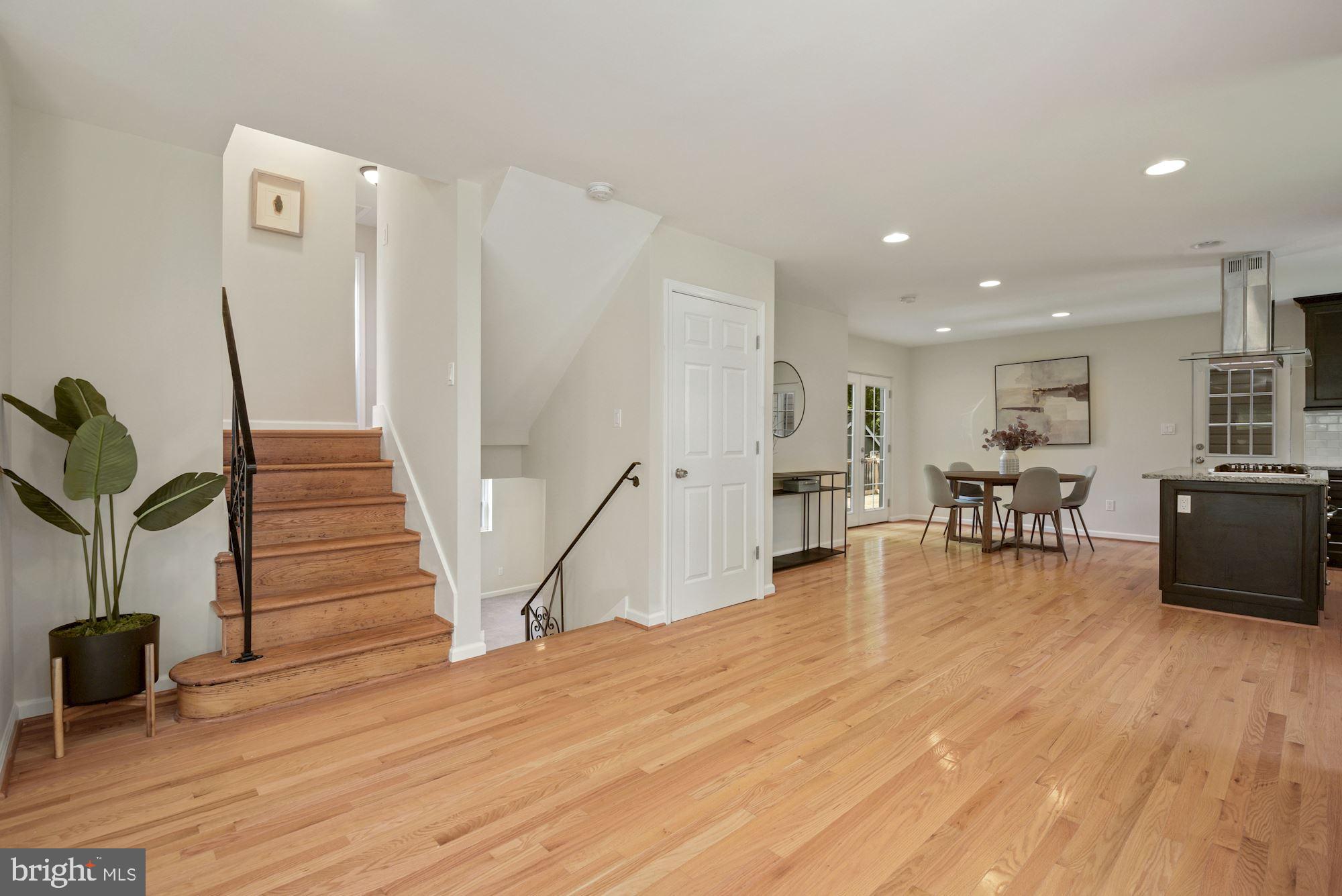 3919 Adams Drive Silver Spring, MD 20902 - Photo 6 of 32 Gallery Image 6