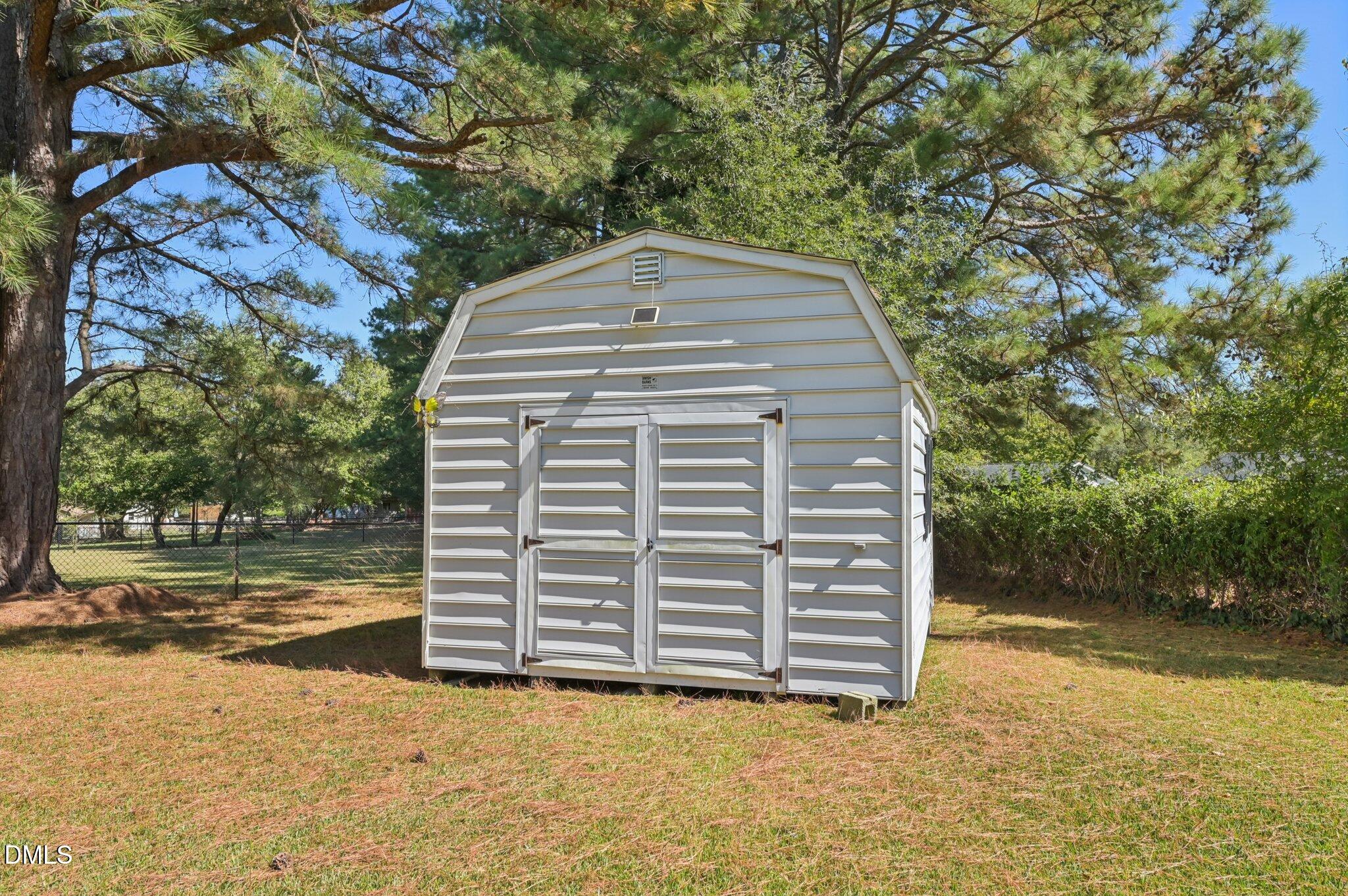 119 Riding Ridge Road Fuquay-Varina, NC 27526 - Photo 20 of 23 31-web-or-mls-Riding Ridge Rd-S1010-031