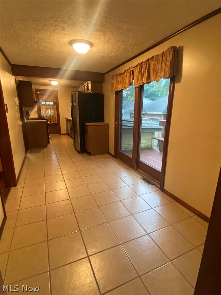 618 Prospect Road Berea, OH 44017 - Photo 5 of 16 Gallery Image 5