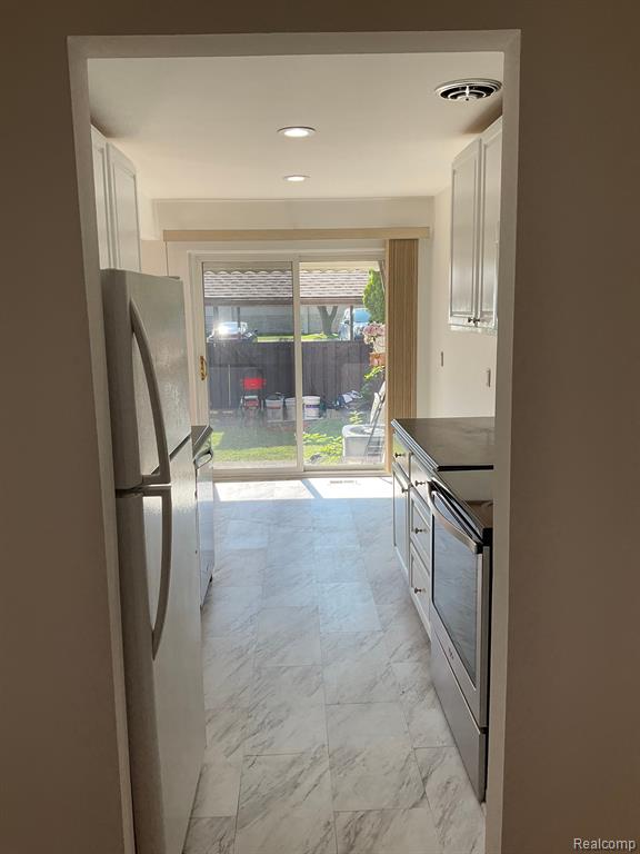 8401 18 18 Mile Road, Unit 19 Sterling Heights, MI 48313 - Photo 8 of 24