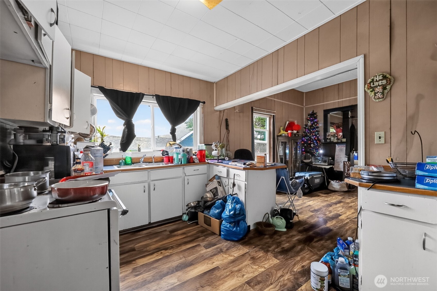 1345 Larch Street Raymond, WA 98577 - Photo 7 of 16