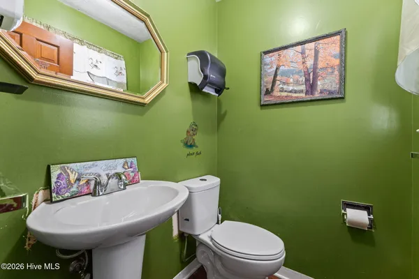 $285,000 | 708 Frederick Avenue, Laurinburg, NC 28352