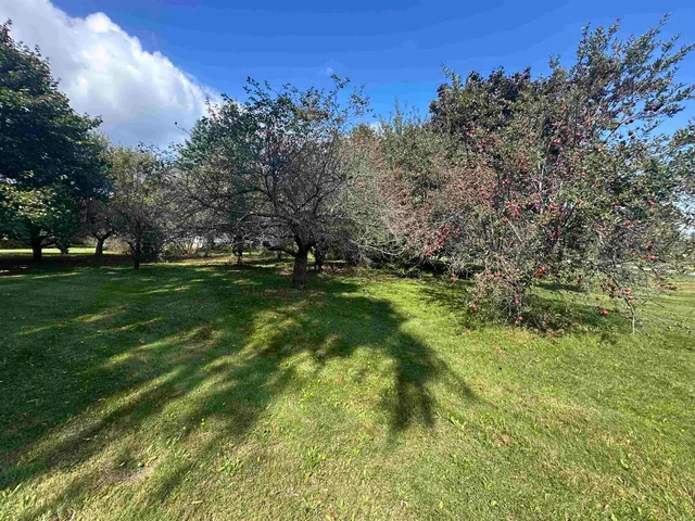 $364,900 | 3 Mountain View, Grand Isle, VT 05458